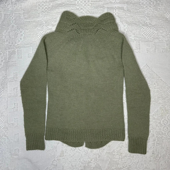 Hand Knit Women's Moss Green Cardigan Sweater Cottagecore Delicate Size Small - Picture 4 of 4